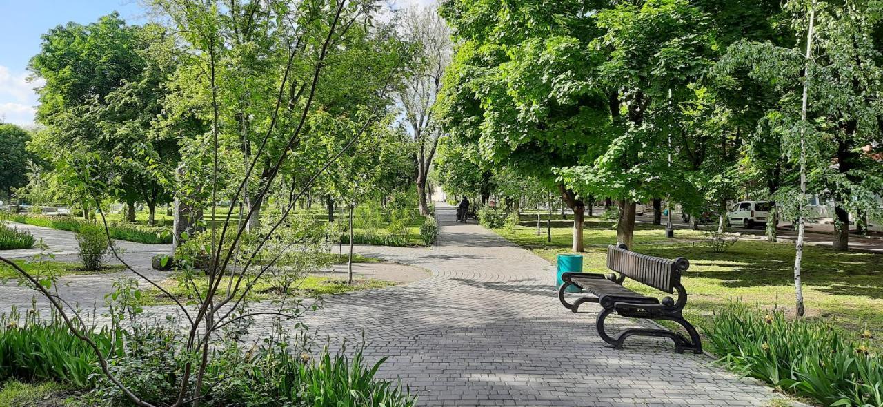 Apartamento Квартира Біля Центральної Площі Перспективна 22 Oleksandriia Exterior foto